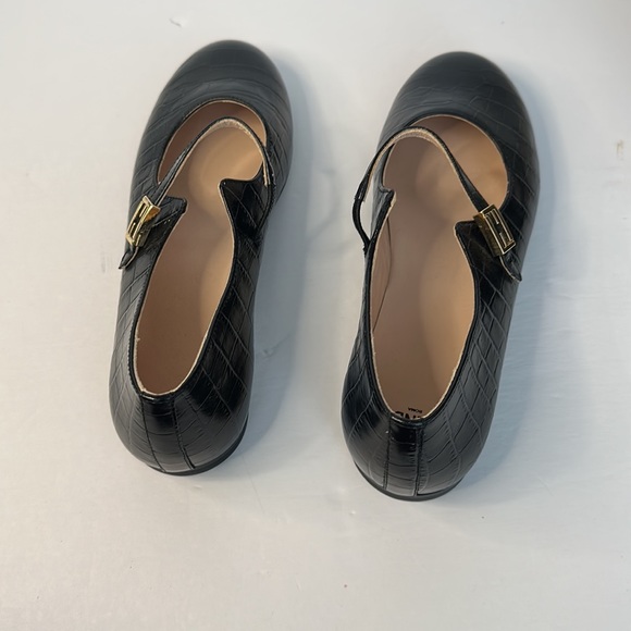 FENDI New Kids cute Black Leather Shoes in size 36 100% Authentic - Picture 5 of 6